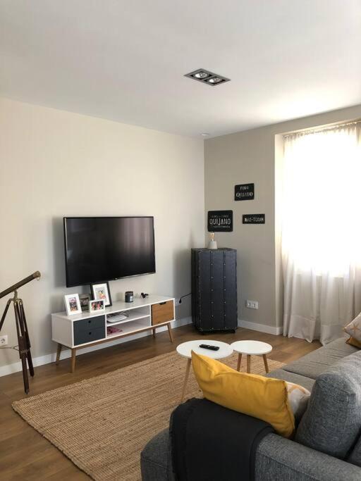 Gran Terraza, Vivienda Unica! Muy Centrica Appartement Torrelavega Buitenkant foto